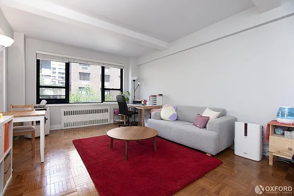 Rented by Oxford Property Group | media 9