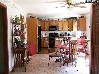 2nd image of 879 Rosewood Dr