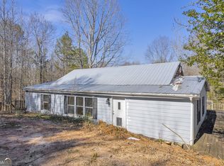 216 Falcon Ln, Carnesville, GA 30521