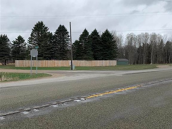 2nd image of 6497 N Us Highway 131