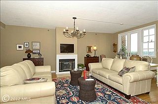 3rd image of 930 Astern Way Unit 605