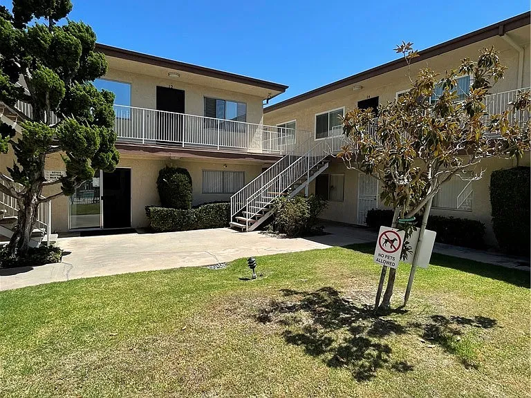 25925 Narbonne Ave #35 — Photo 8