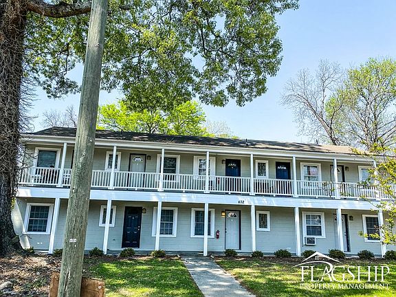 4th image of 402A Holly St