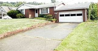 2nd image of 2844 Woodland Rd