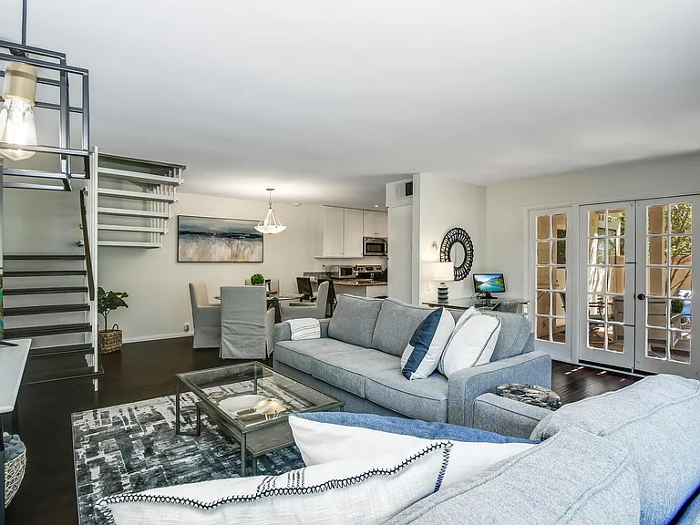 8118 Camino Tranquilo — Photo 7
