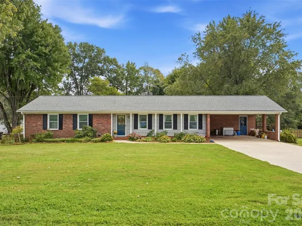 310 Museum Rd, Statesville, NC 28625