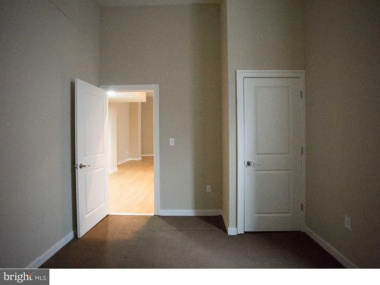 1100 Spruce St #2R — Photo 16