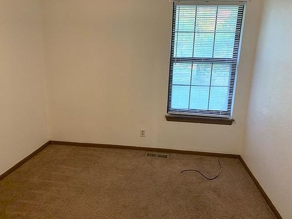 5th image of 7811B E 86th St