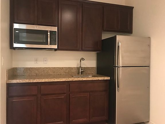 Casita kitchenette 