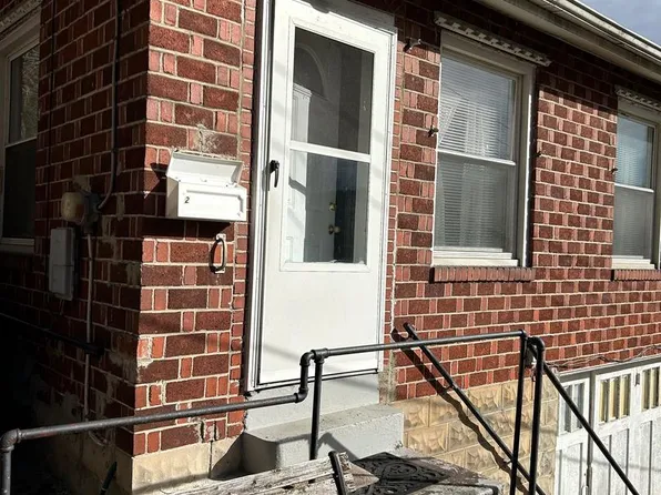 2 Evergreen Ter, Cumberland, MD 21502