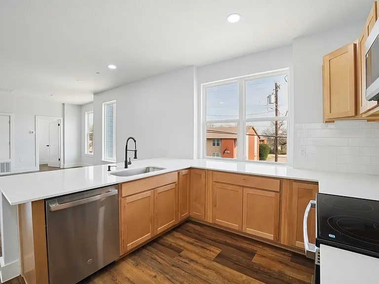 341 Bryan St #3101 — Photo 28