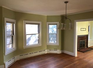 98 Lancaster Rd, West Hartford, CT 06119