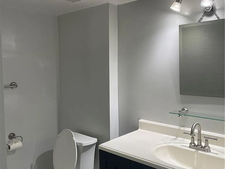 2640 S University Dr #319 — Photo 9