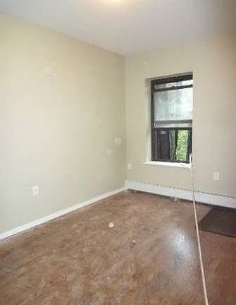 2nd image of 148 E 83rd St APT 3E