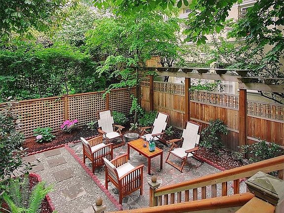 A perfect place for summer entertaining. 