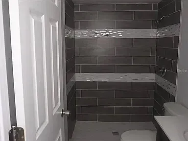 3 bed, 960 sqft, $1,550 — Photo 4