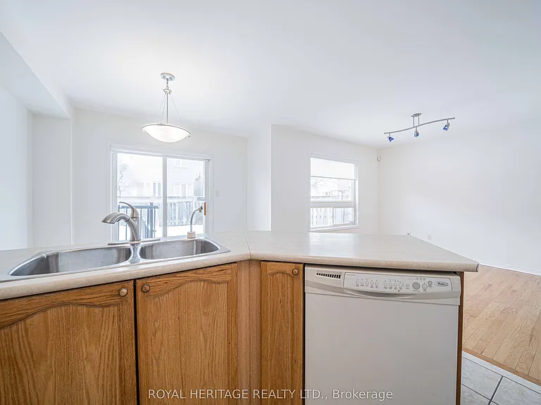 344 Castlemore Ave — Photo 13