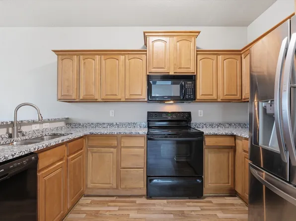 10341 Parkview Ave, Kansas City, KS 66109