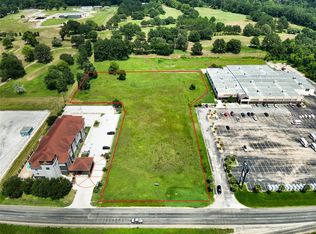 59 Loop Dr, Livingston, TX 77351
