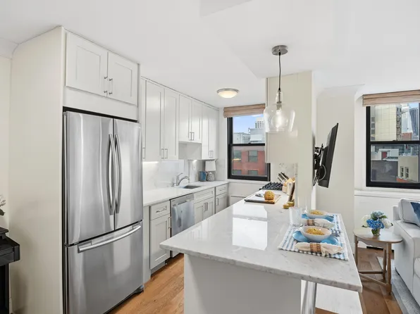 61 Jane Street image 6 of 15