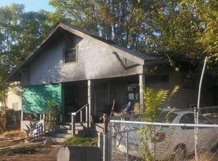 512 Lake St, Bakersfield, CA 93305