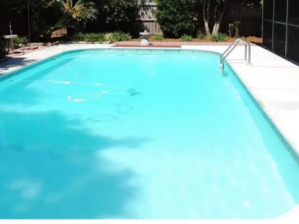 3901 Leesway Cir, Pensacola, FL 32504