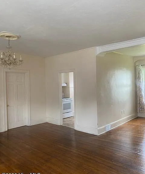 1293 Main St — Photo 6