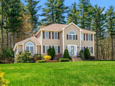 9 Haywood Road, Londonderry, NH, 03053