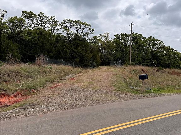 2nd image of 29887 Pottawatomie Rd