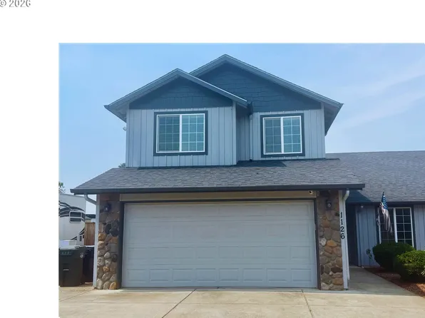 1126 W 6th Ave, Junction City, OR 97448