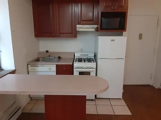 Rented by Corcoran | media 30