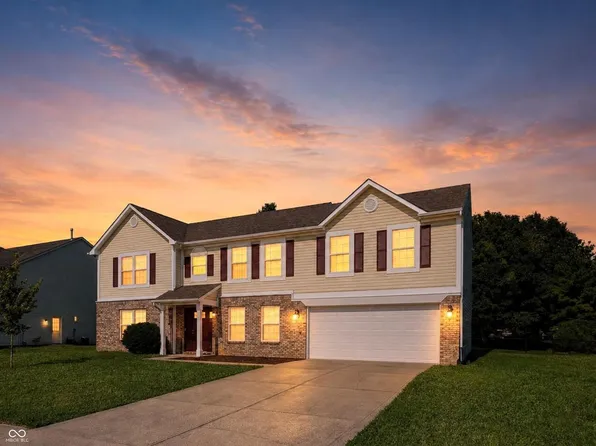 665 Hummingbird Ln, Whiteland, IN 46184