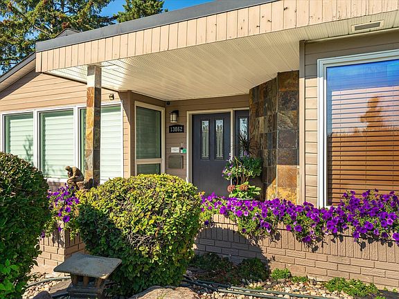 2nd image of 13862 Ravine Dr NW