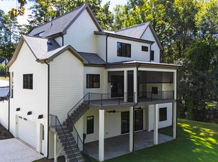 1500 Favorwood Ct, Raleigh, NC 27615