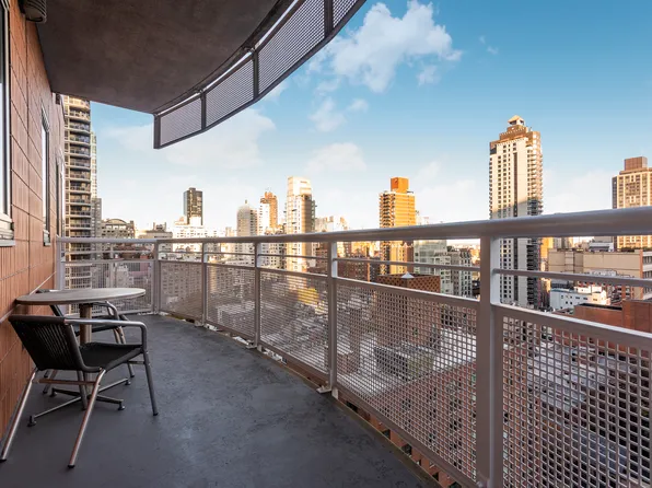 205 East 59th Street image 18 of 30