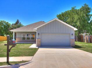 125 Jennifer Ave, Edmond, OK 73003