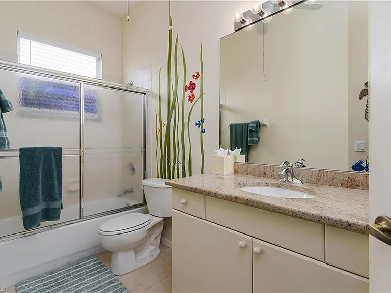 28460 Highgate Dr — Photo 25