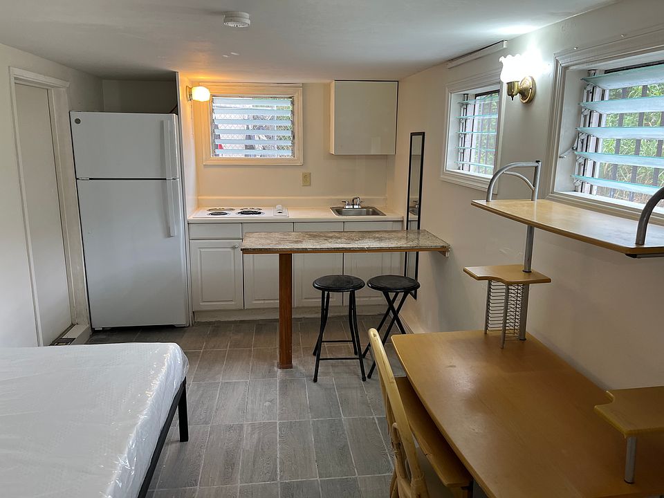 1st image of 1965 Makiki St
