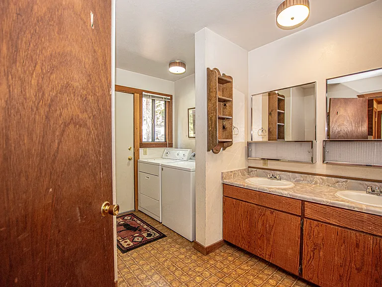 4169 Robert Ave — Photo 24
