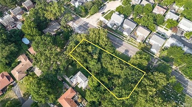 Level lot located in desirable University City, situated on .4138 acre lot. Could be subdivided to fit 2 custom homes or condo/t