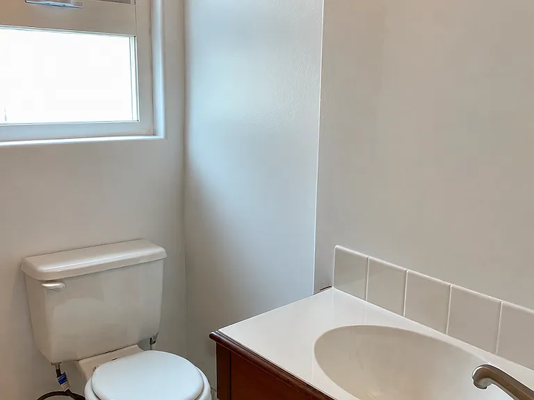 25 Bay Shore Ave — Photo 8