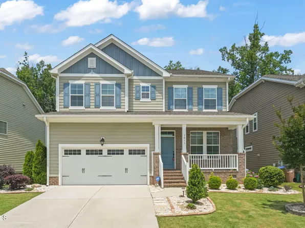 1013 Poppy Fields Ln, Wake Forest, NC 27587