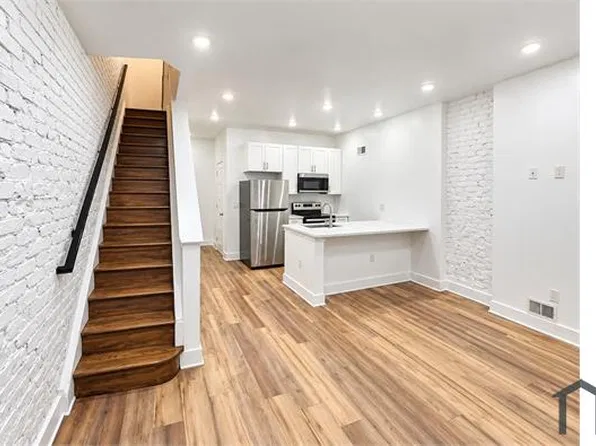 5213 Marion St, Philadelphia, PA 19144