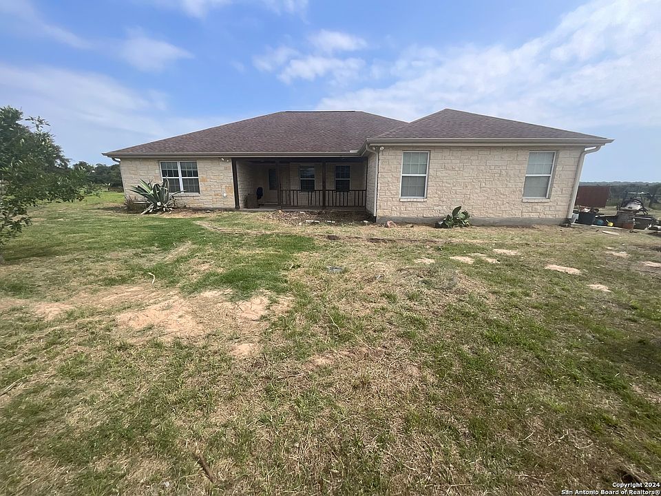 1st image of 322 Big Oak