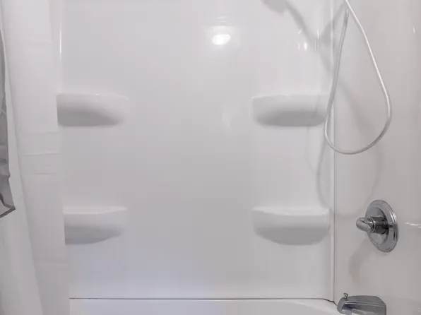 39143 Ola Ave, Zephyrhills, FL 33542