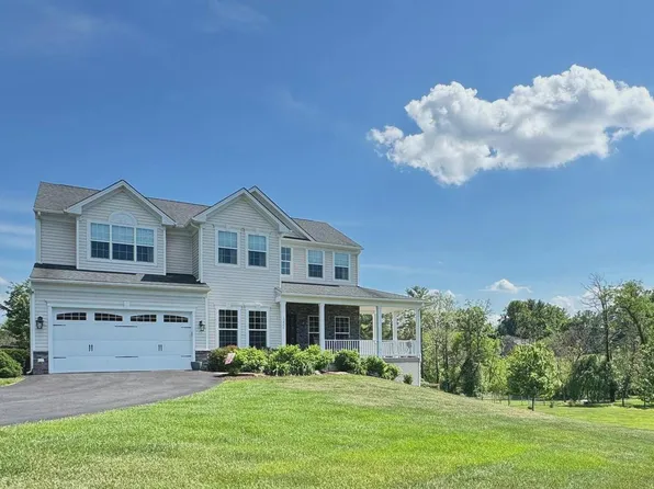 15002 Mountain Rd, Hillsboro, VA 20132