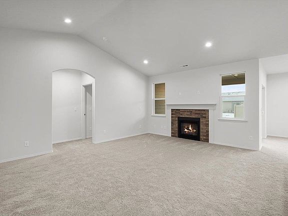 5th image of 5711 S Aspen Road Block #1-lot 4