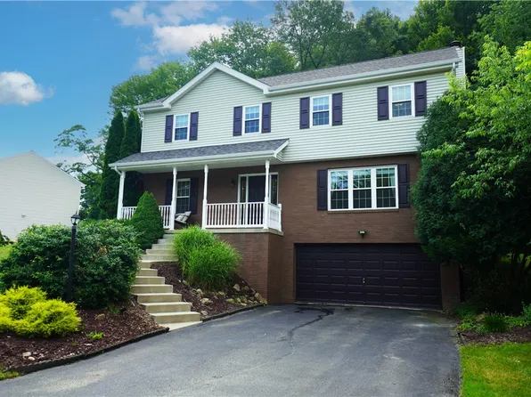616 Warwick Ln, Cranberry Township, PA 16066