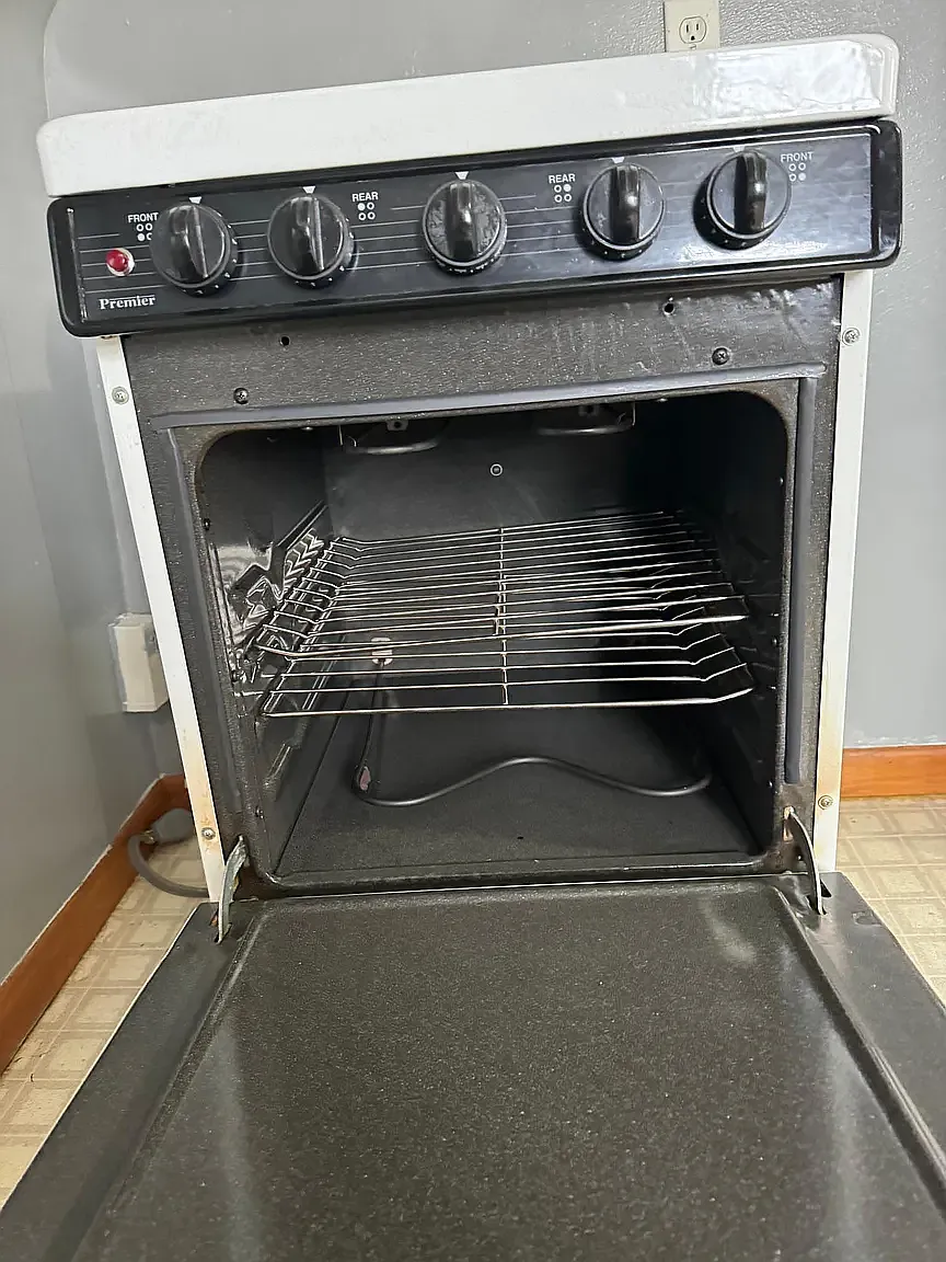 1 bed, 750 sqft, $800 — Photo 4