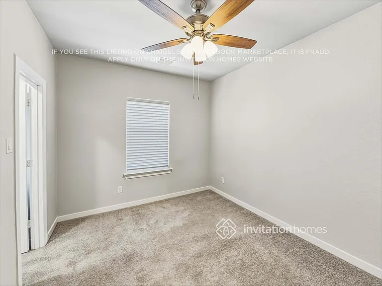 2533 Stella Ln — Photo 13